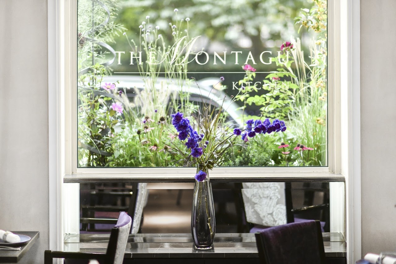 The Montagu Kitchen & Lounge at Hyatt Regency The Churchill