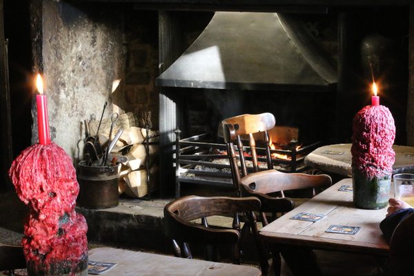 The Ostrich Inn, Newland