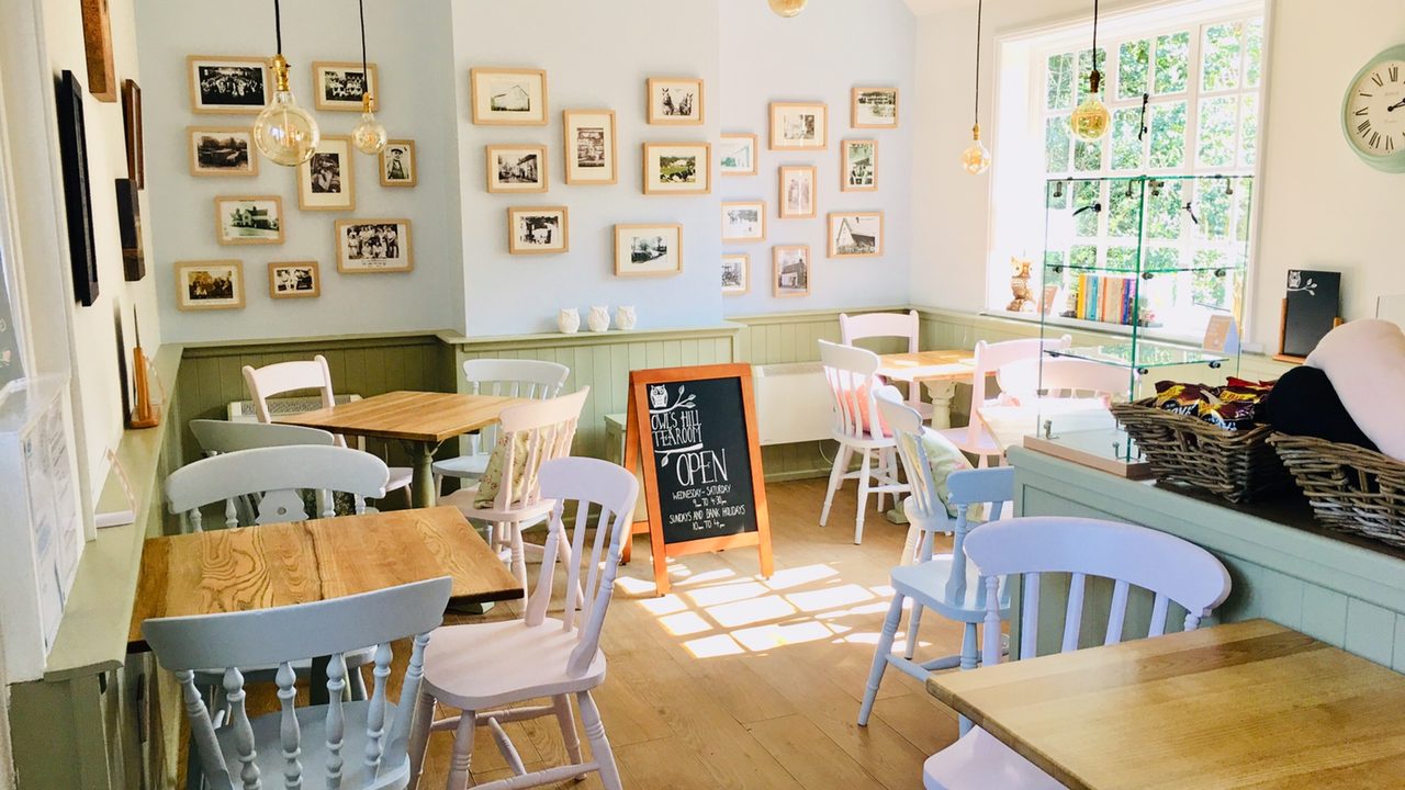 The Owl On The Green Tearoom