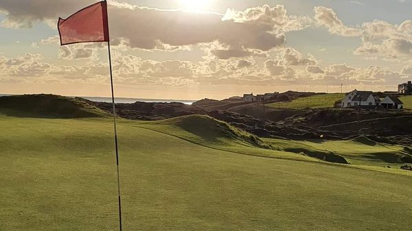 The Par 5 Lounge