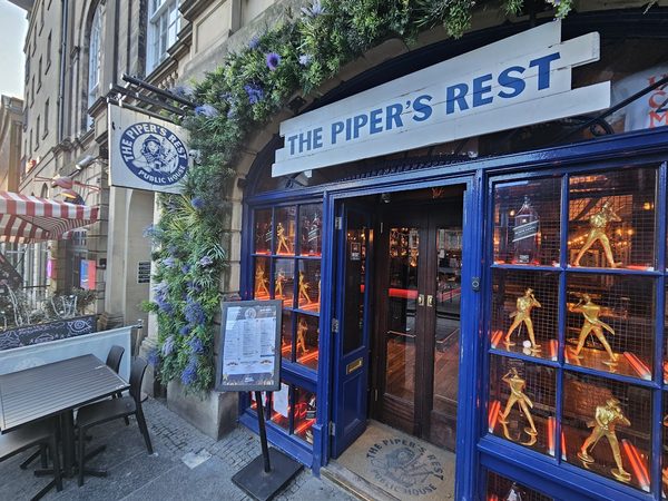 The Piper's Rest