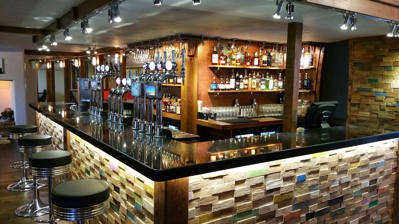 The Plough Bar & Grill Ltd