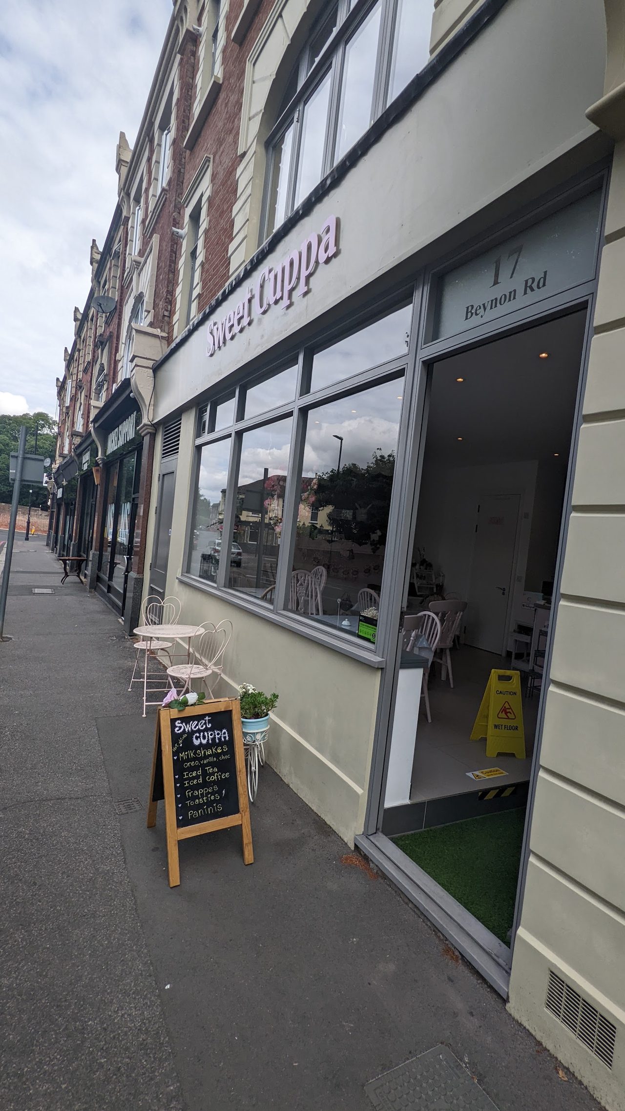The Pop-up Cafe