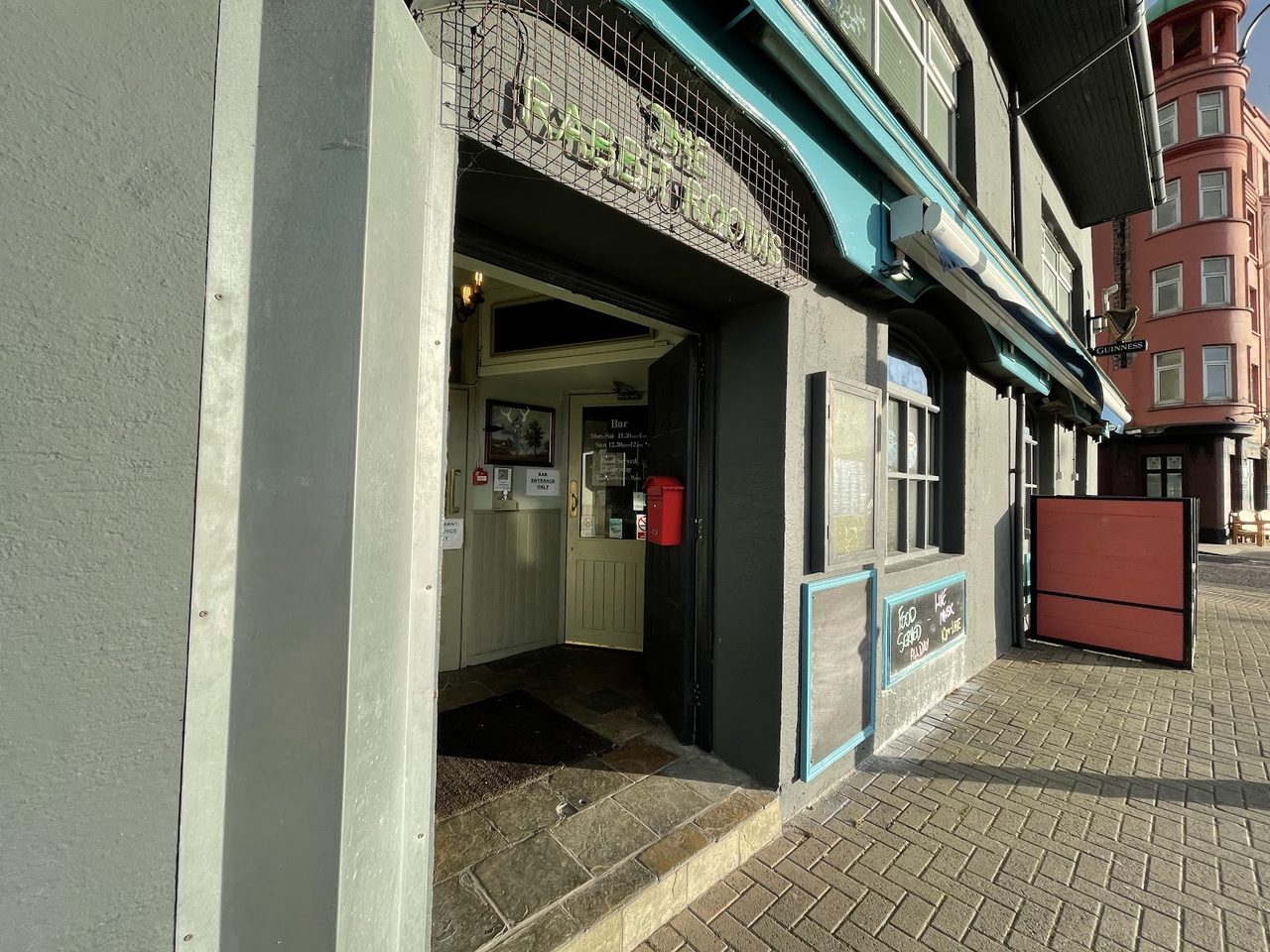 The rabbit rooms restaurant