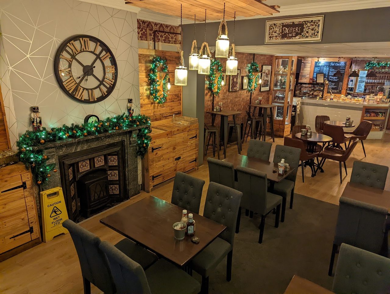 The Ruddy Cafe