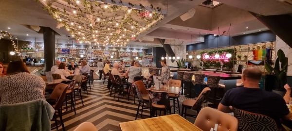 The Slug and Lettuce, O2