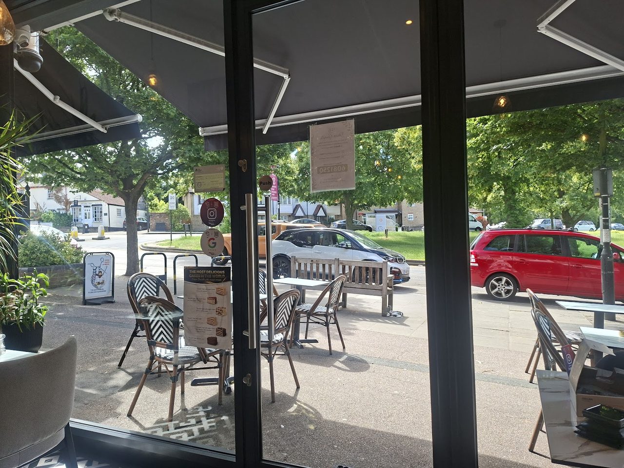 The Summer Cafe