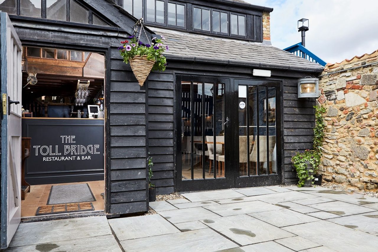 The Tollbridge Restaurant