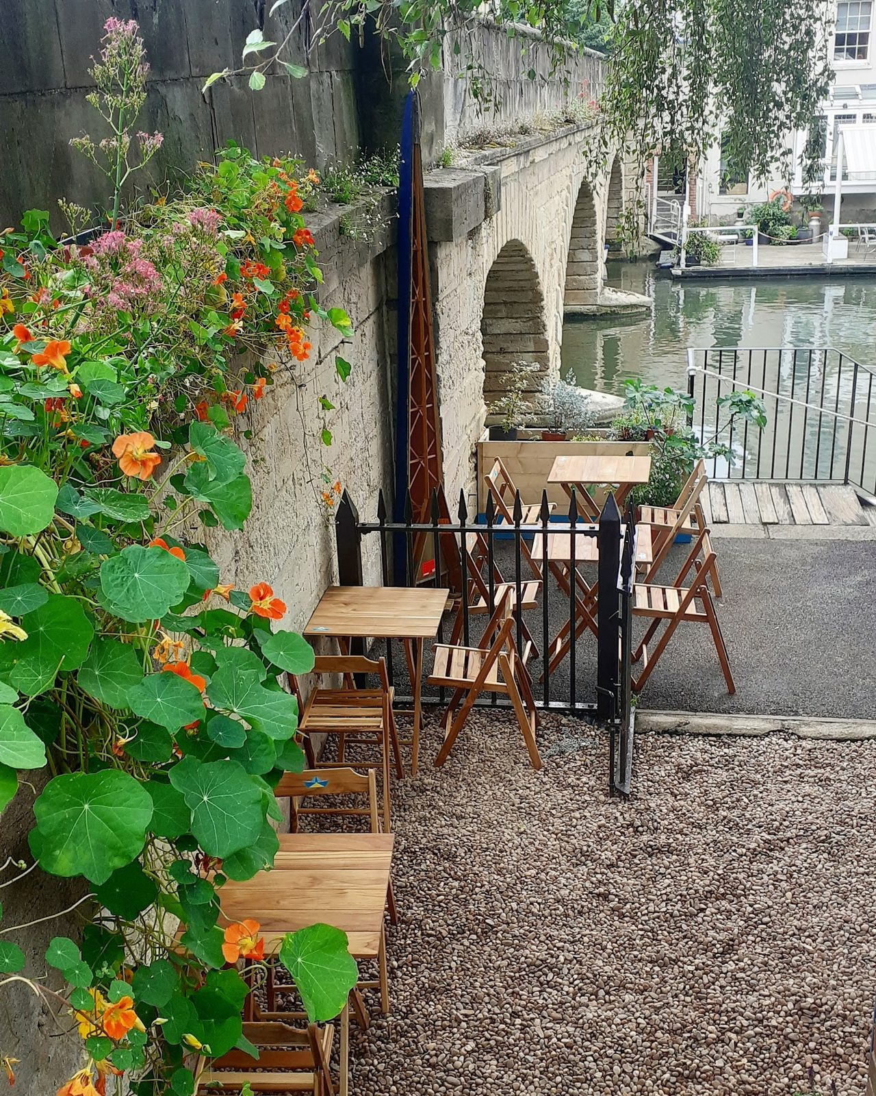 The Waterside Cafe