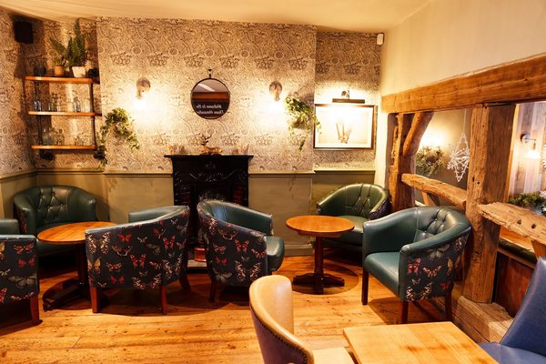 Three Horseshoes