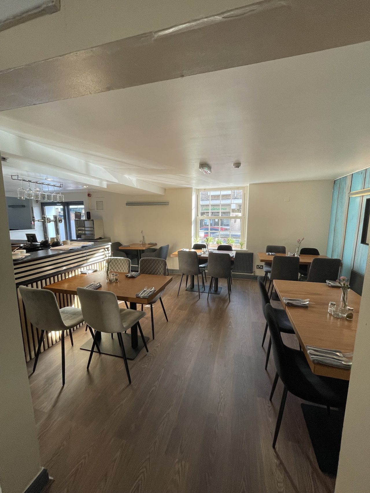 Tidal Cafe Bar