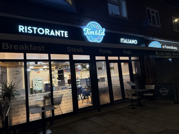 Tim and Ed's Cafe