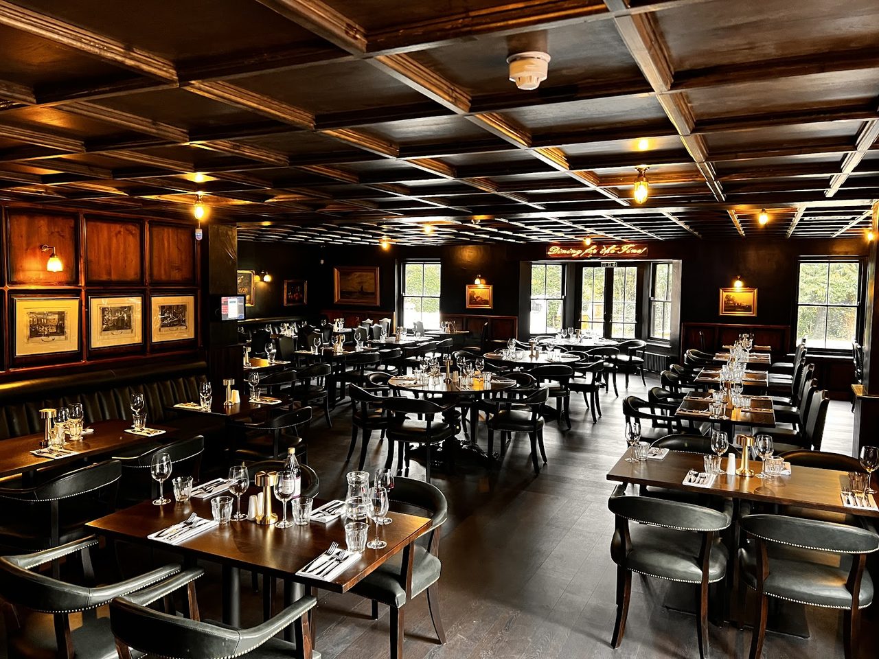 Tracy's Restaurant