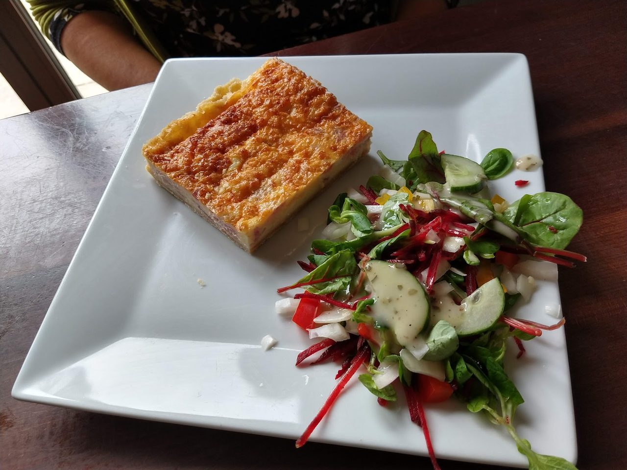 Treeface Cafe