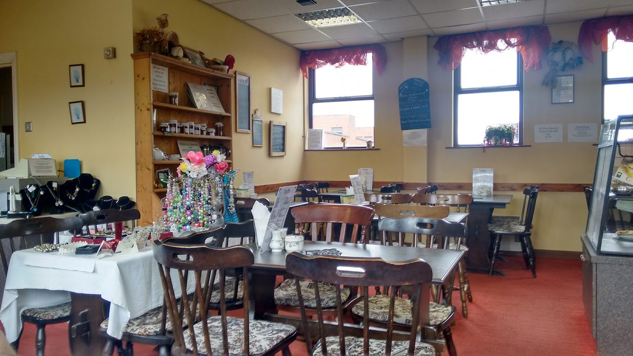 TRUFFLES COFFEE LOUNGE