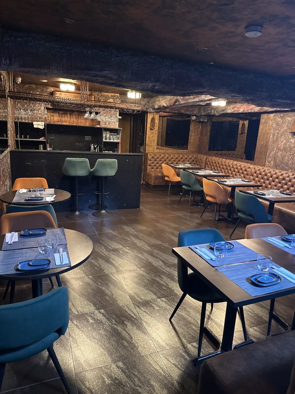 Tsukiji Sushi Fusion