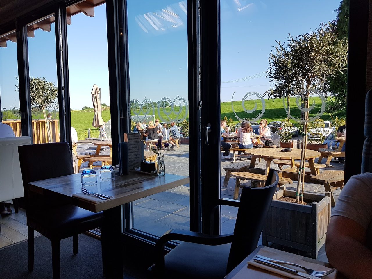 Uisge Bar Restaurant