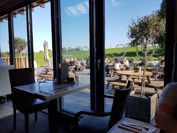 Uisge Bar Restaurant