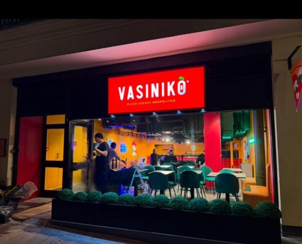 Vasiniko Pizzeria Trafalgar Square