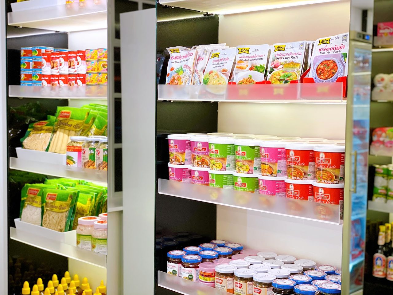 Veenas Kitchen (and Mini Mart)