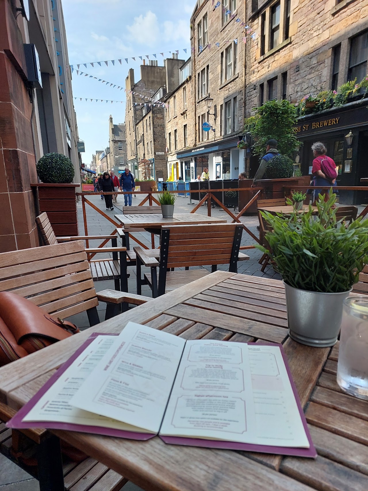 Veeno Edinburgh