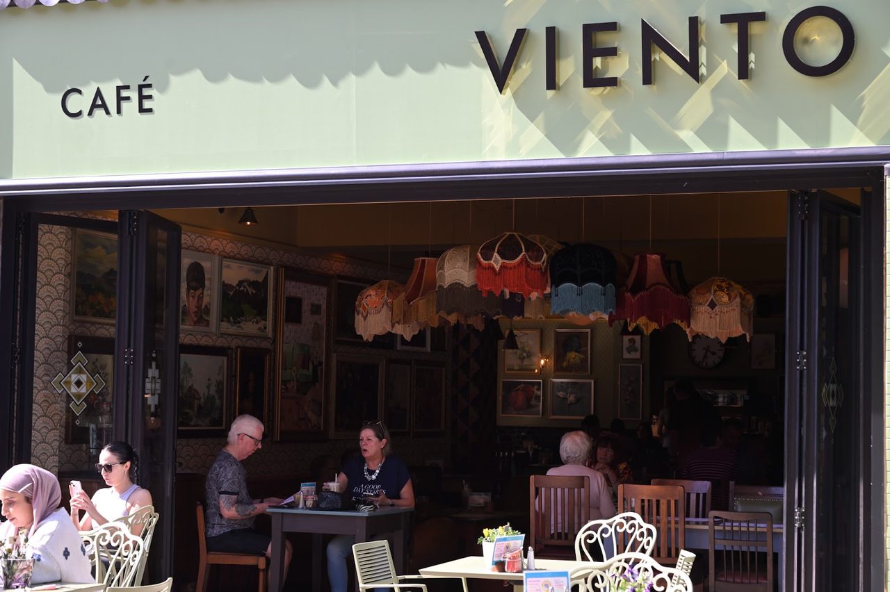 Viento Lounge