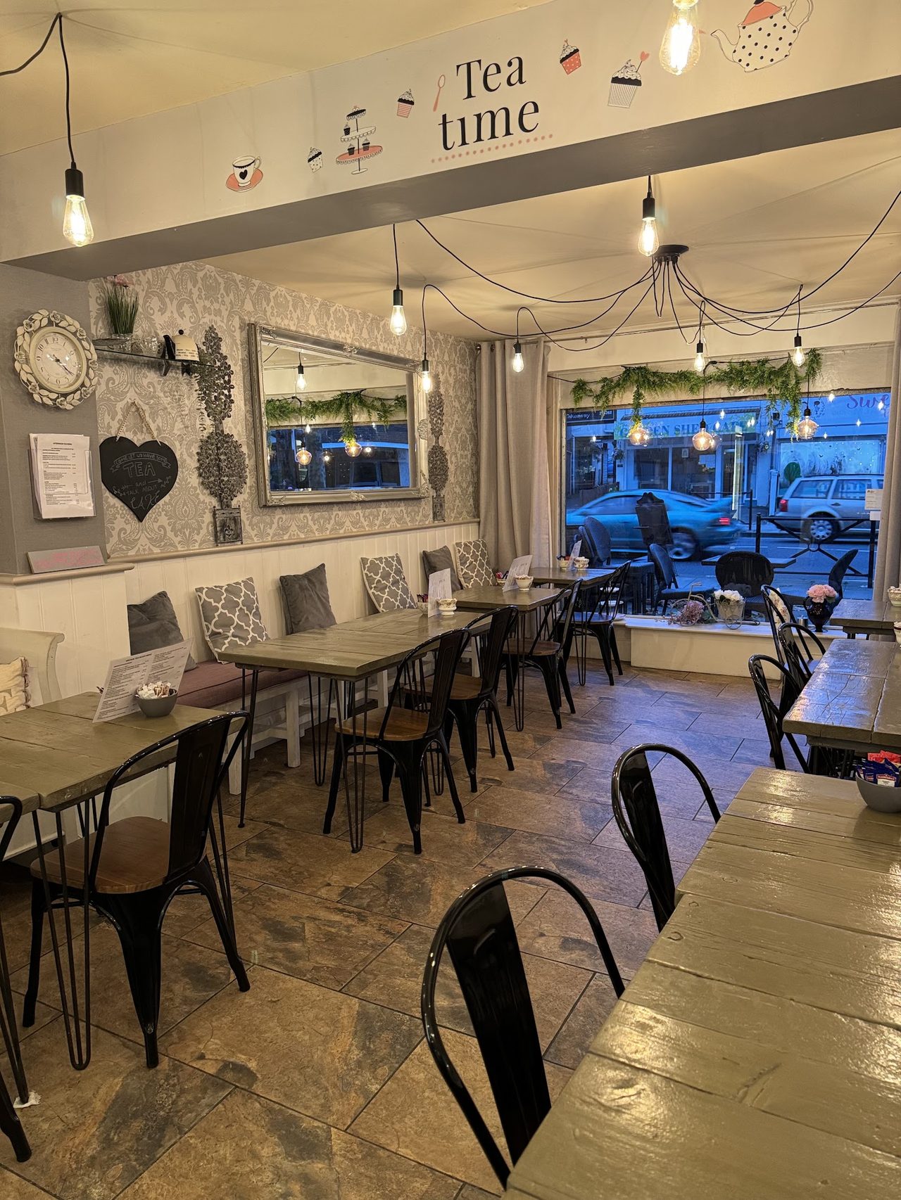 Vintage Tea Room
