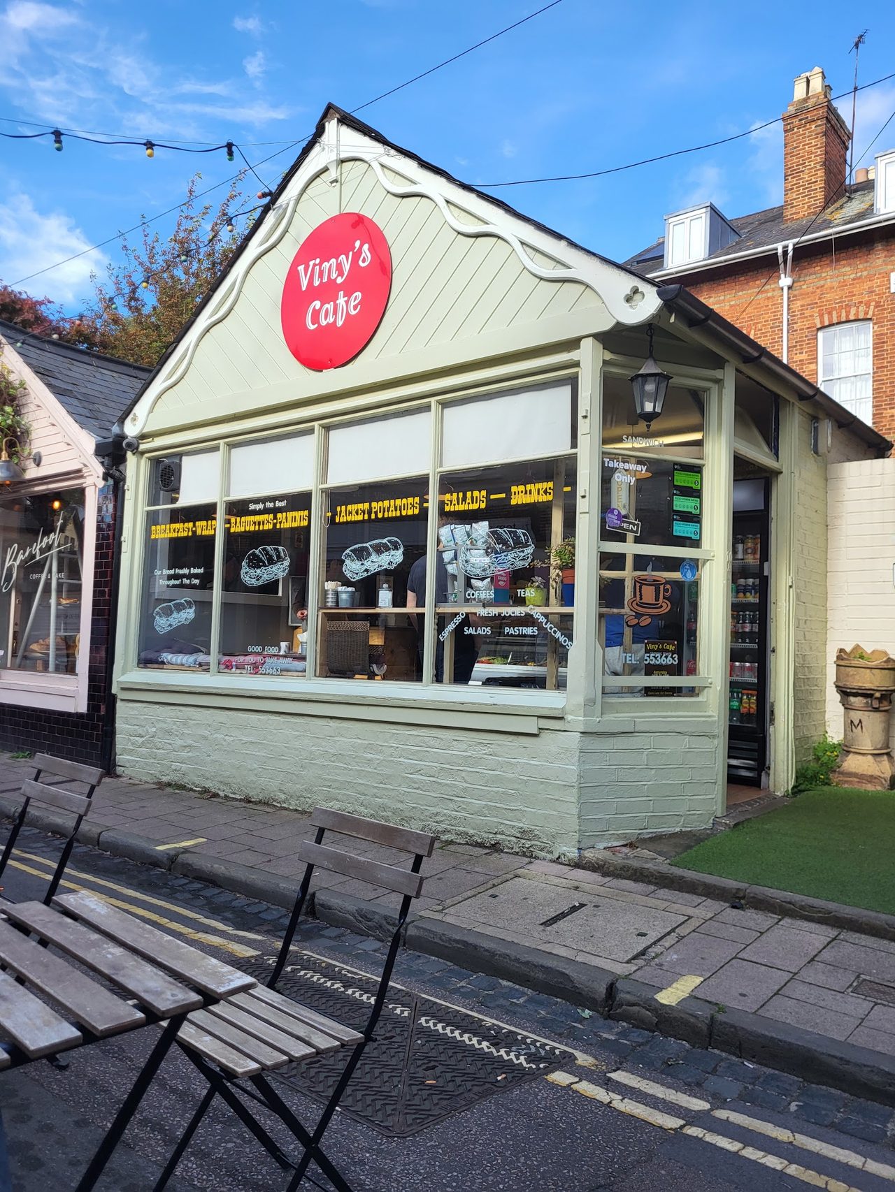 Viny's Cafe