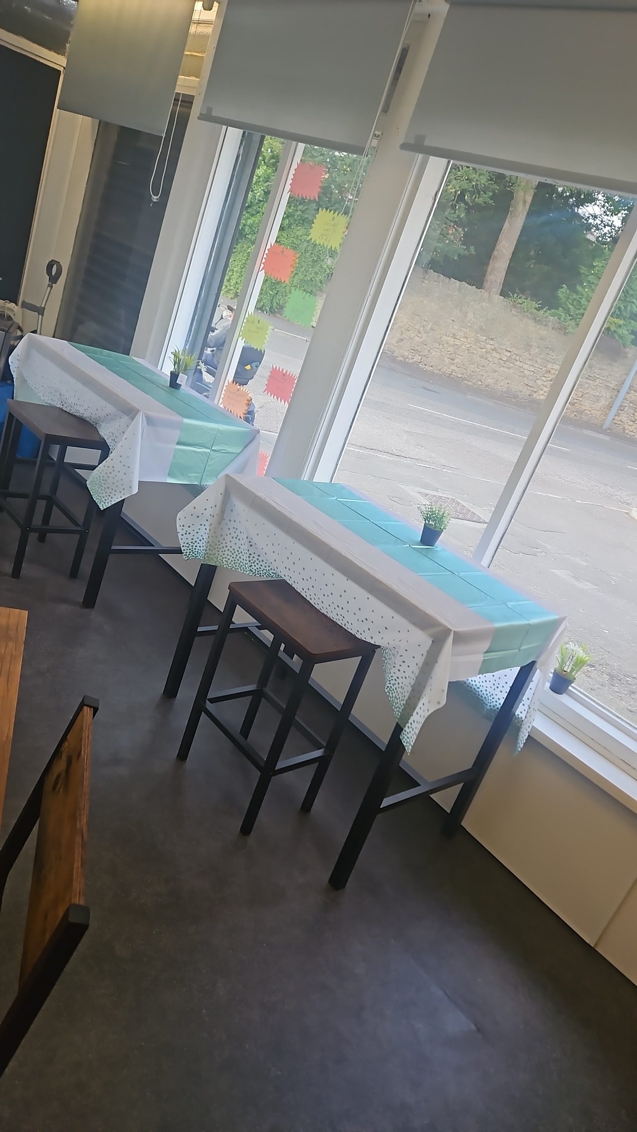 Vonny G's Cafe