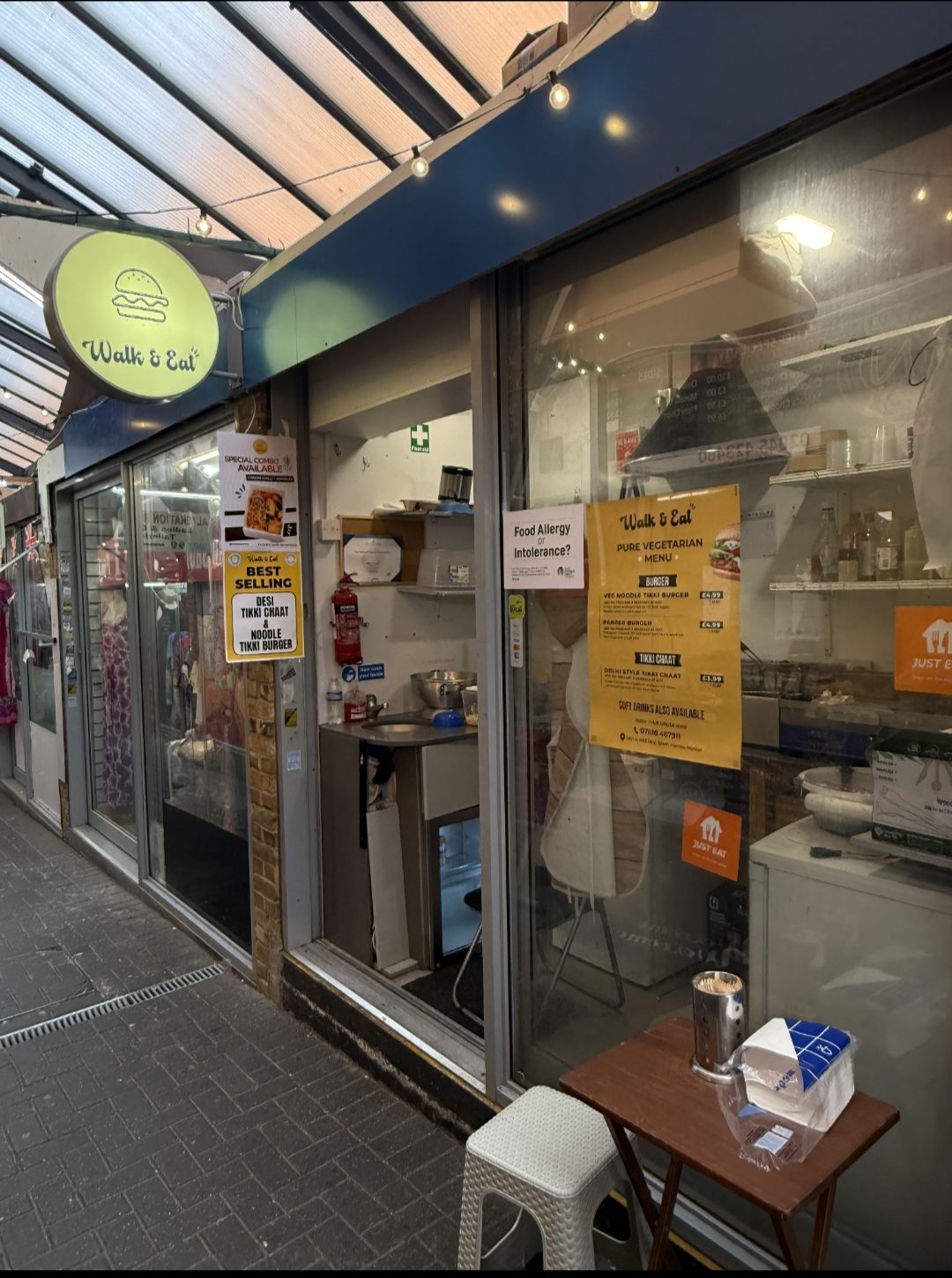 Walk & Eat