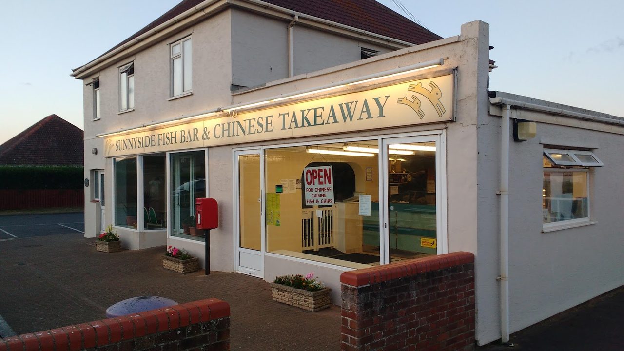 Warren Fish & Chip Shop + Nesses Cafe