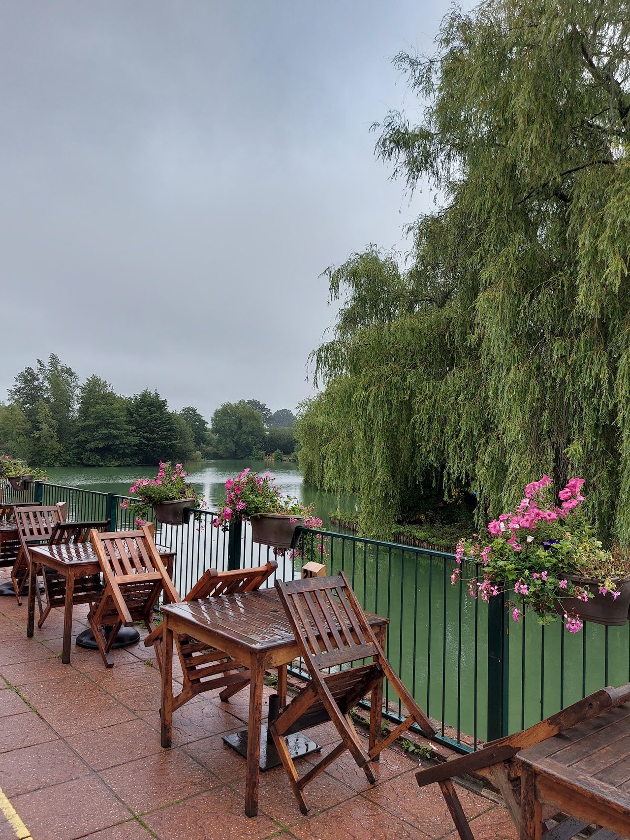 Waterside Cafe