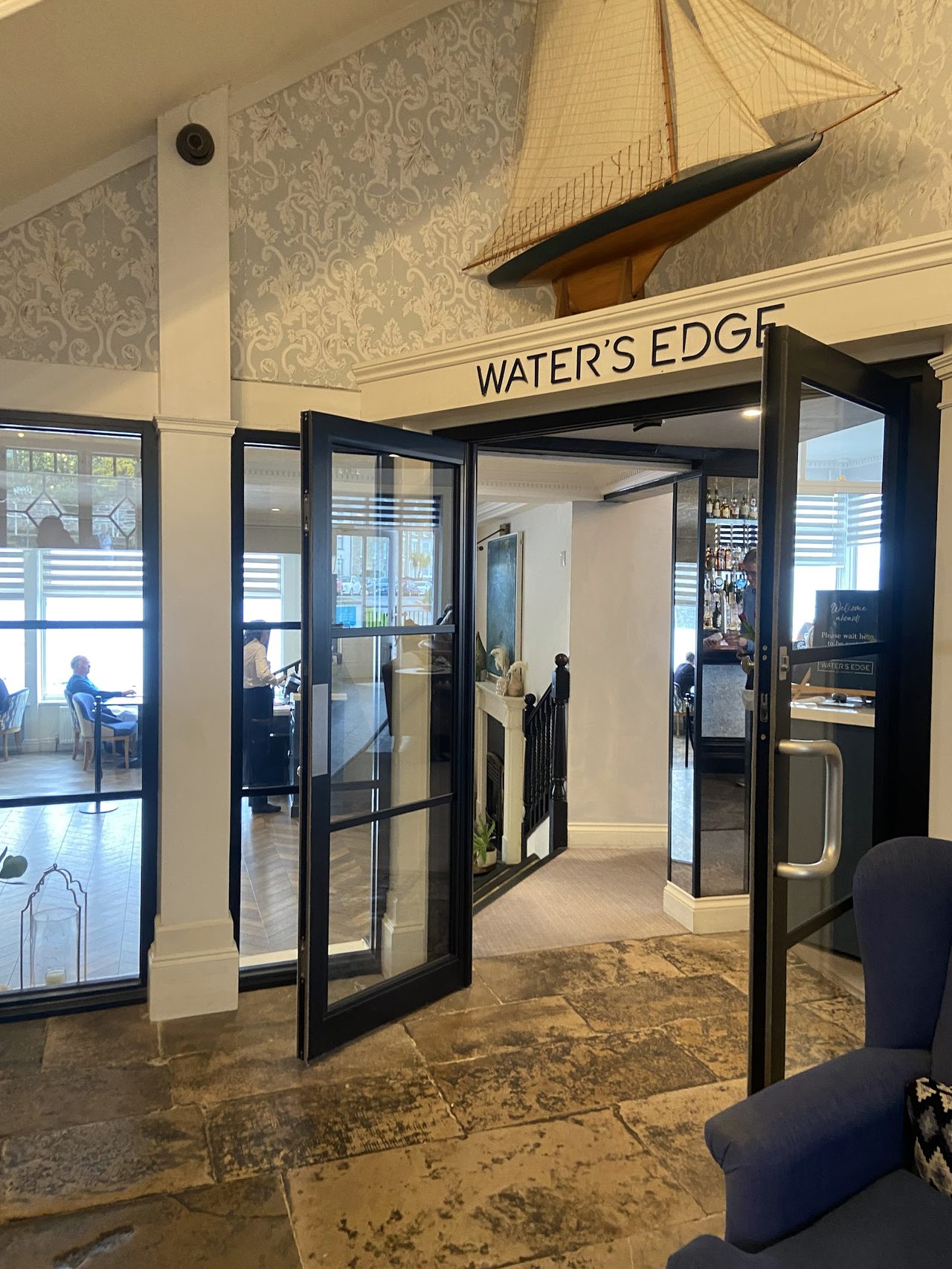 Waterside Cafe