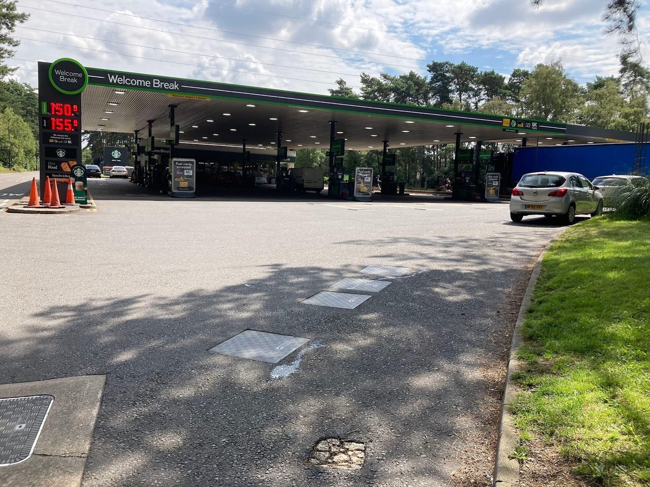Welcome Break Forecourt (north)