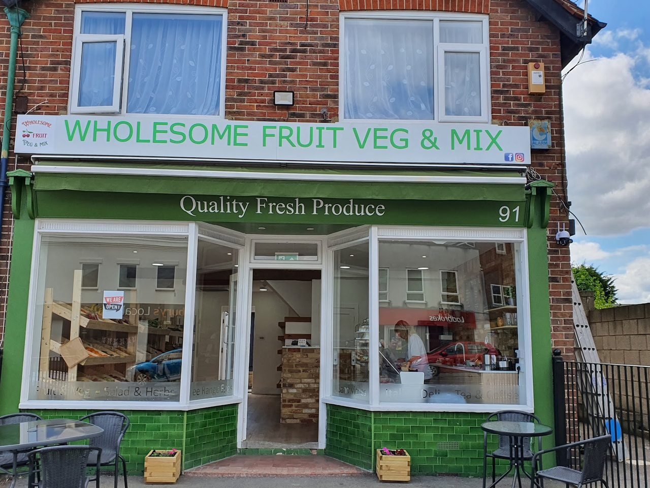 Wholesome Fruit Veg & Mix