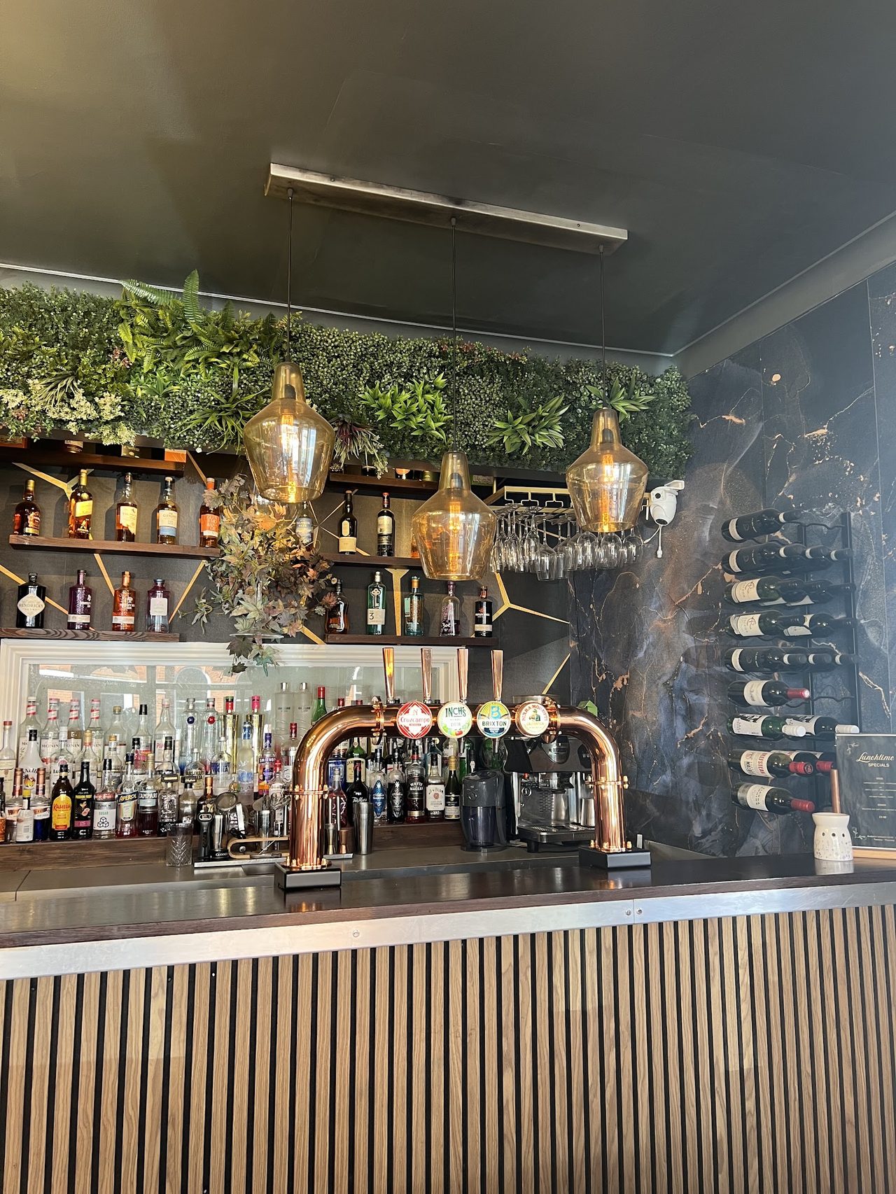 Windsor Wine and Dine