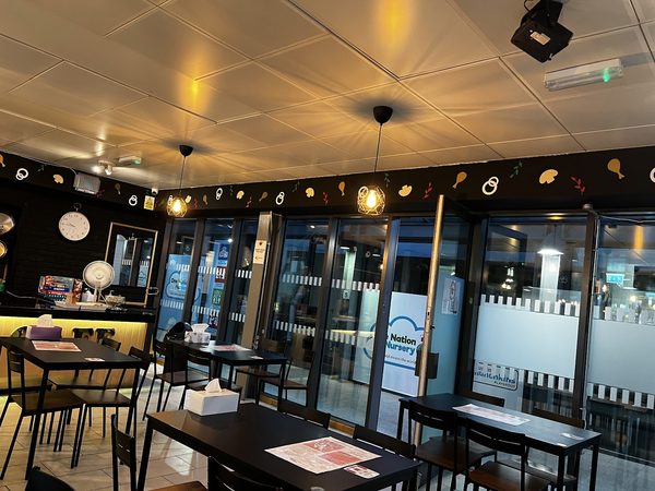 Wingrove Cafe