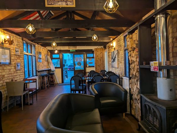 Wings Bar