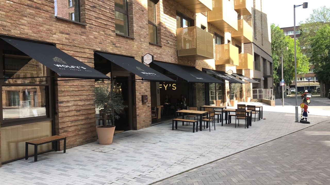 Wolfys Bar