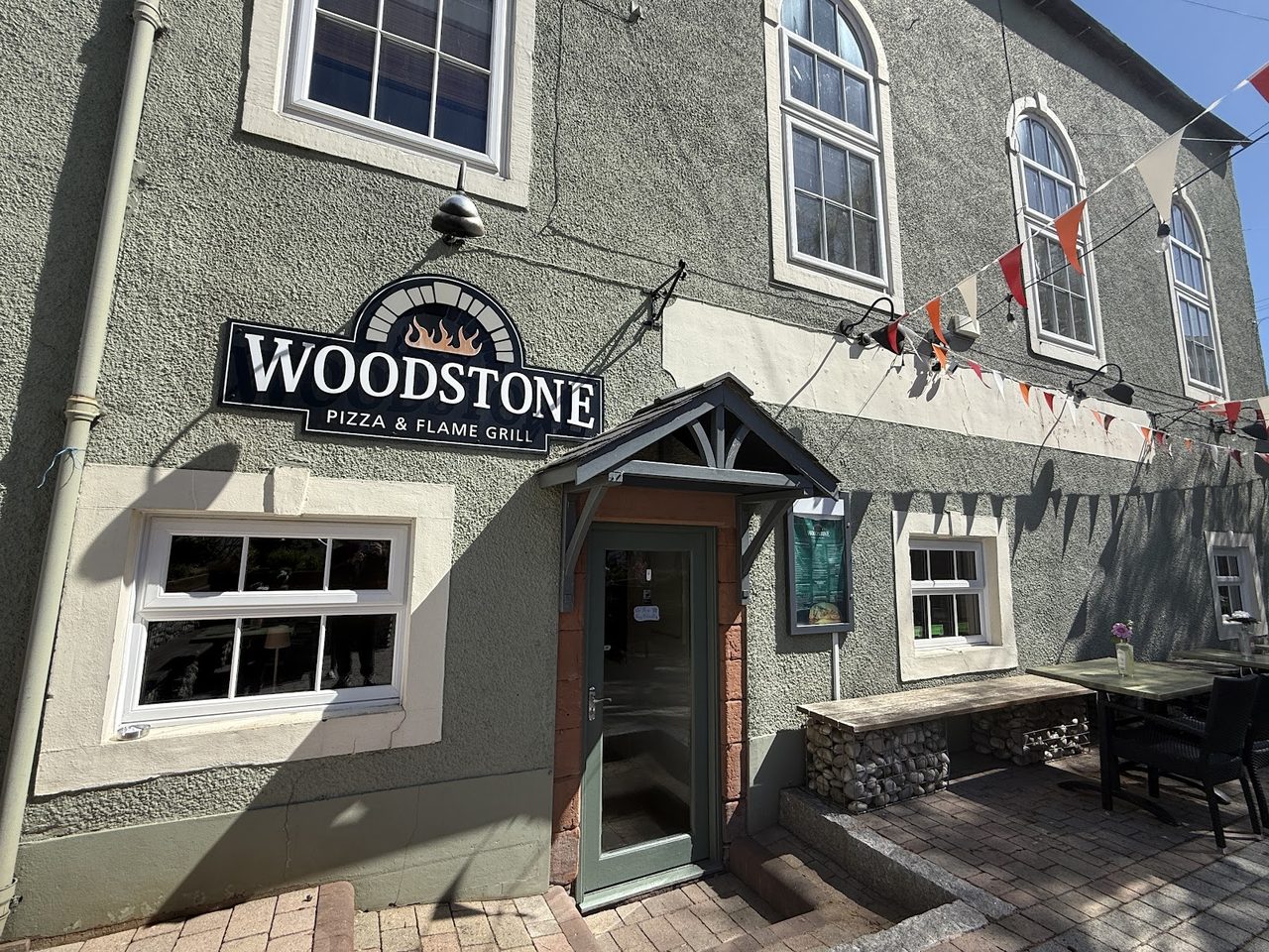 Woodstone Restaurant & Bistro Ltd