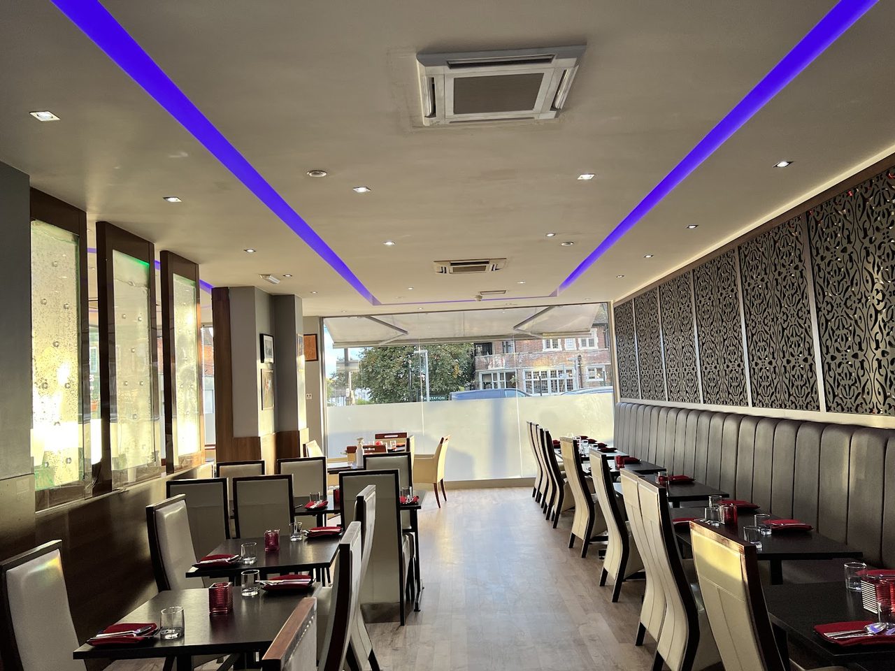 Yaadein Restaurant