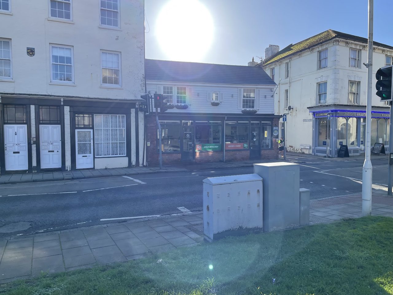 Yaps Coffee Cycle Hub