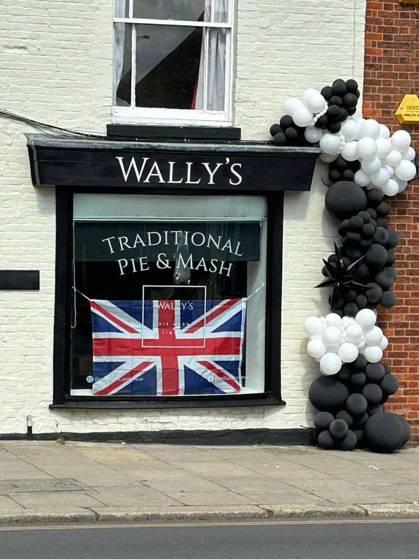 Youngs Pie & Mash