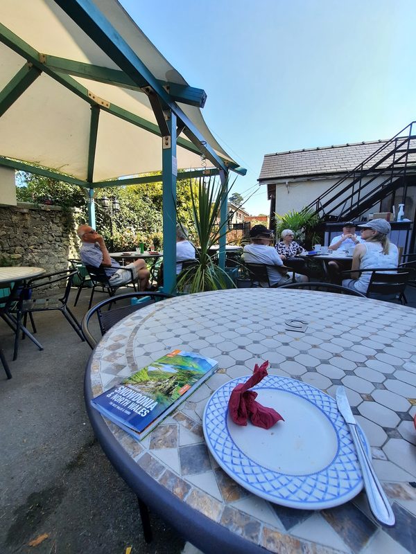 Yr Hen Efail Tearooms
